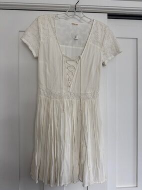 Hollister Cream Floral Sheer lined Dress